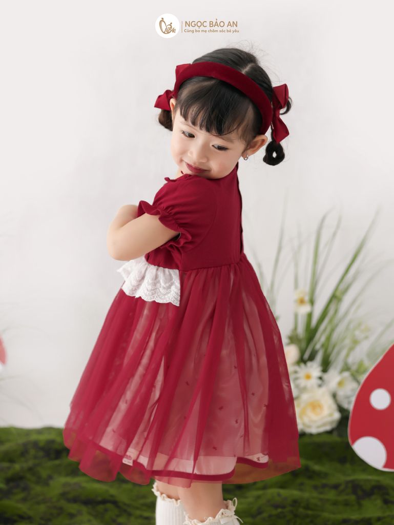 [M&B] BST THỎ MƠ: Đầm xòe công chúa tay ngắn phối ren