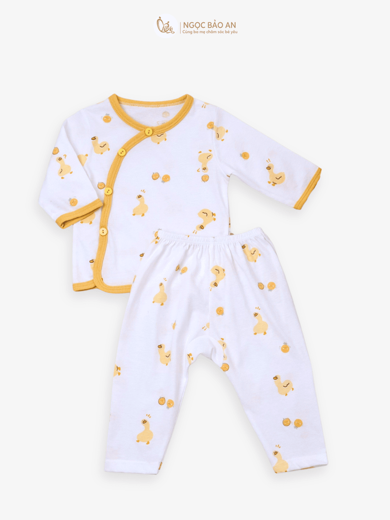 Áo lẻ cài bên Honey hoạ tiết đáng yêu