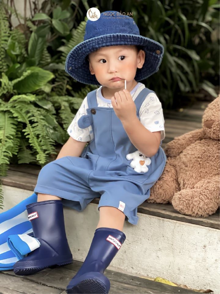 [M&B] BST Gấu: Bộ quần áo yếm ngắn gấu xanh có túi