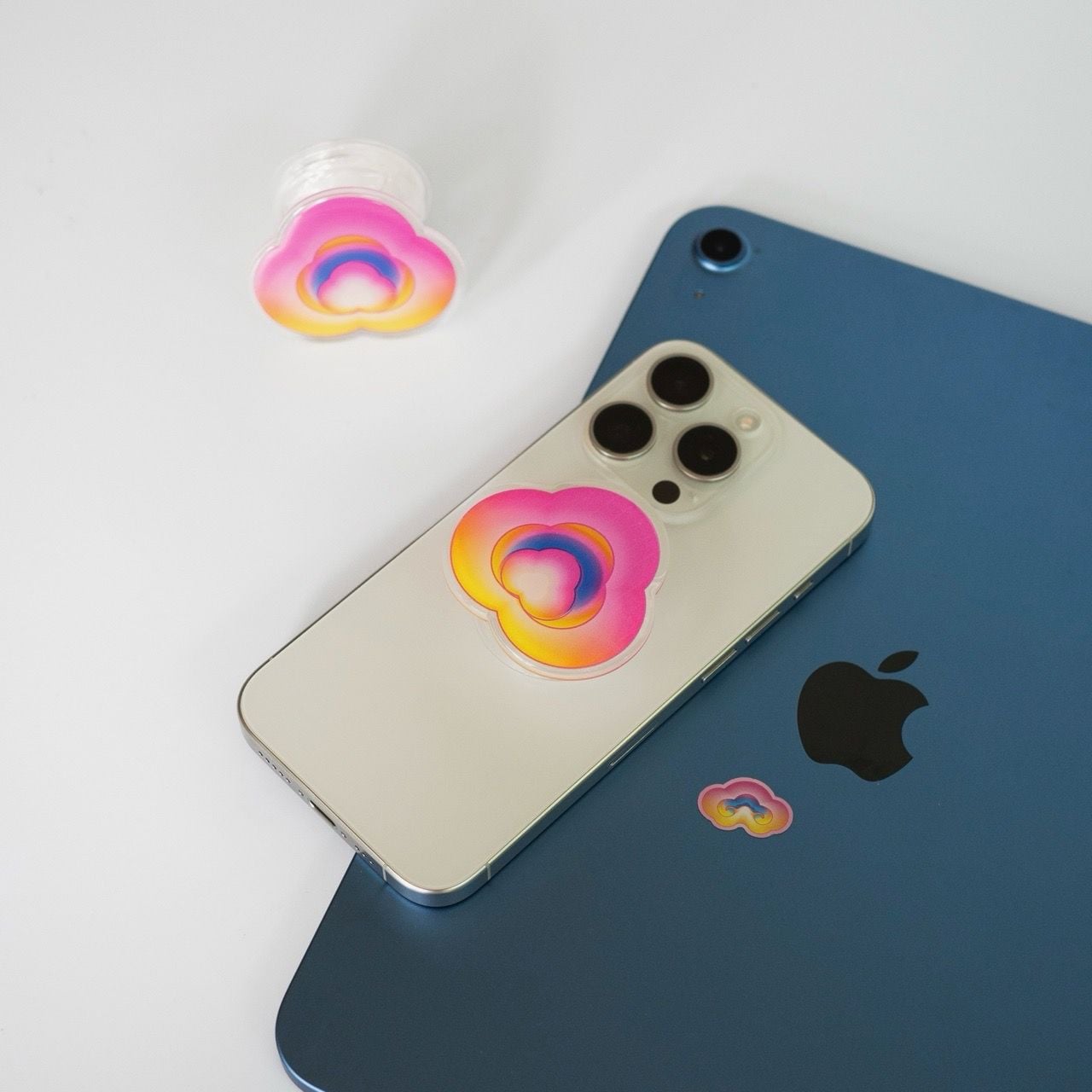 Pop socket - BST “Tranh Hàng Trống” 