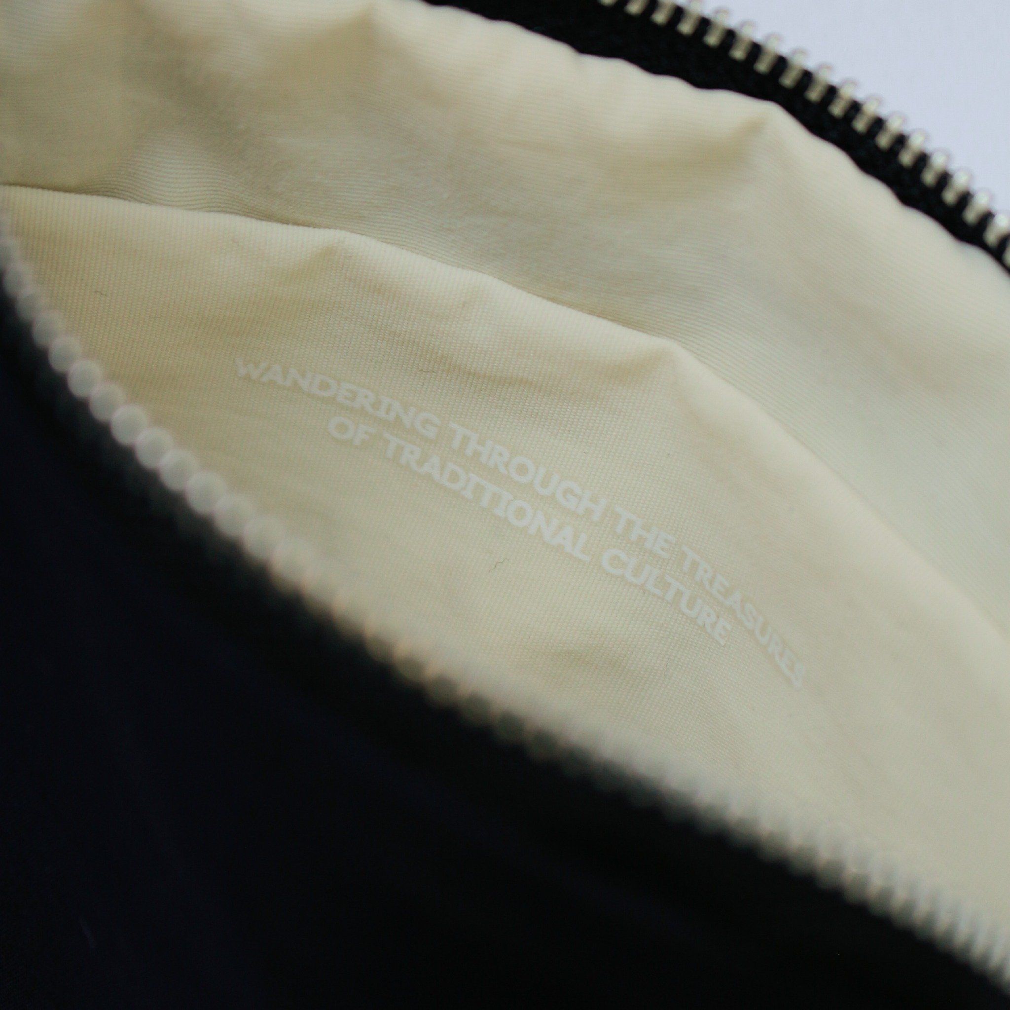  Ví - BST Sân Khấu 