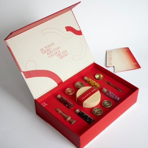 Bộ quà tặng con dấu & nến thơm - BST “Tuồng Cổ”