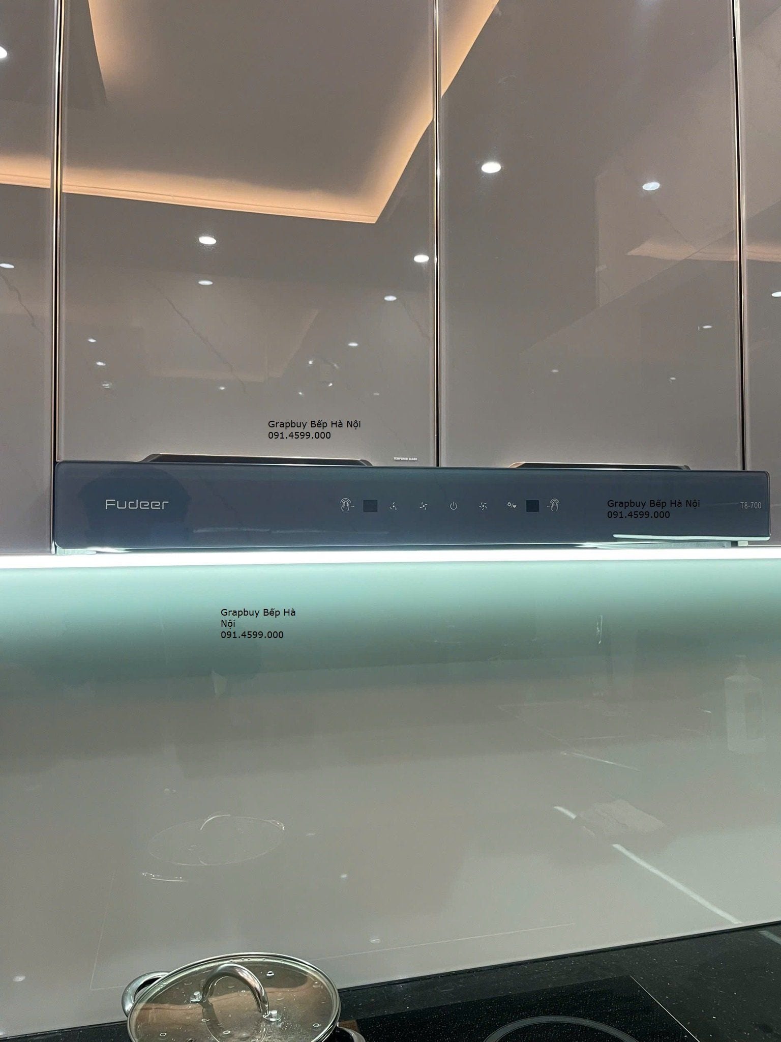  Hút mùi bếp Fudeer T8-700 seri 6 xám hiện đại, công suất lớn 1950m2/h , động cơ ly tâm cánh thép, tự làm sạch động cơ, cảm ứng vẫy tay thông minh 