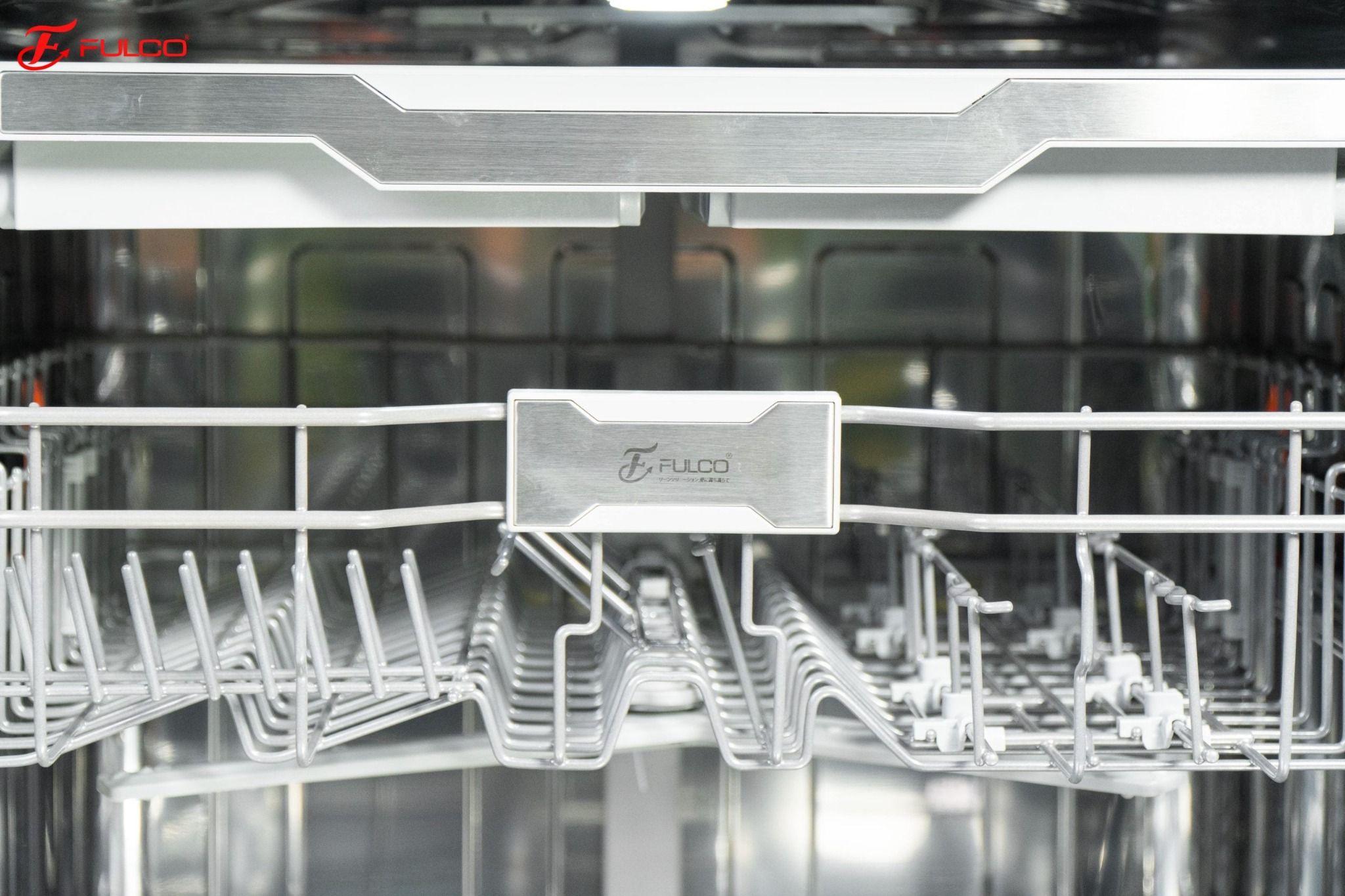  MÁY RỬA BÁT FULCO FC2005TL16B CAO CẤP (Màu Đen) Rửa 16 bộ, 12 chương trình rửa + 4 chức năng an toàn, Sấy không khí nóng PTC,  Công nghệ khánh khuẩn Nano + khử trùng bằng tia UV 