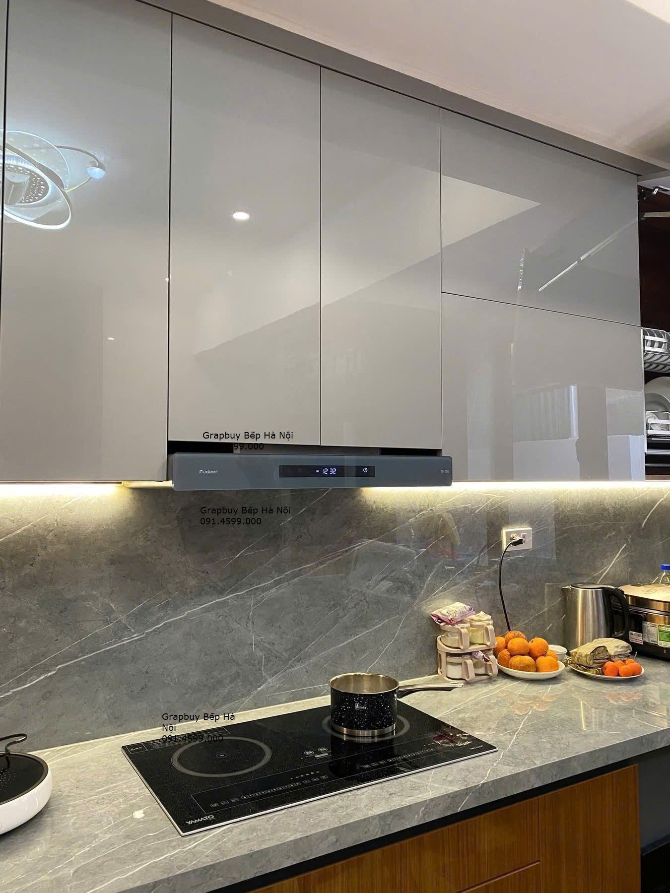  Hút mùi bếp Fudeer T8 PLUS CAO CẤP xám hiện đại, công suất lớn 2350m2/h , động cơ ly tâm cánh thép, tự làm sạch động cơ, cảm ứng vẫy tay thông minh, màn hình led hiện đại 