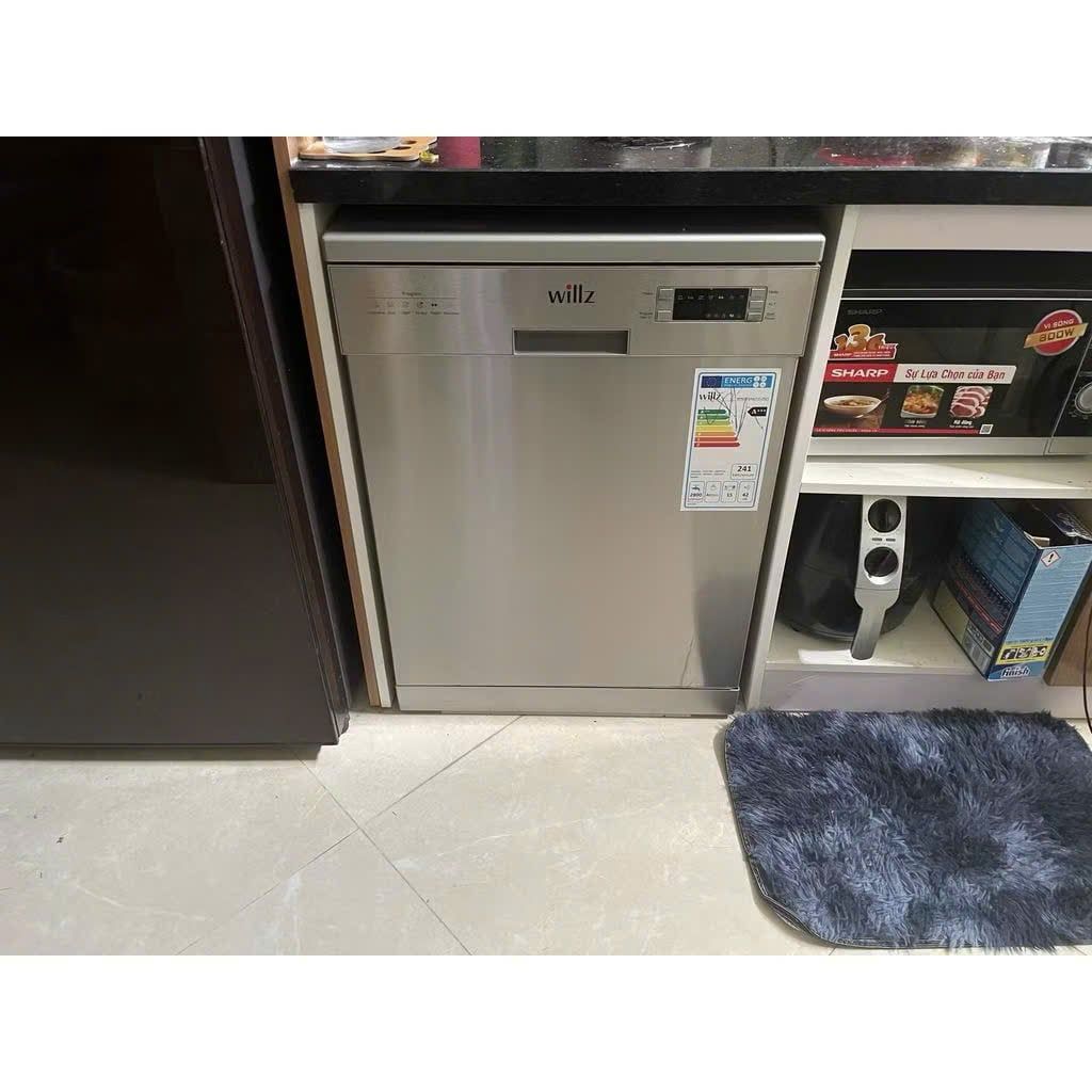  Máy rửa bát Willz thương hiệu Pháp, 3 giàn rửa lớn, dung tích 16 bộ, công nghệ sấy khô PTC, tiết kiệm điện nước 40%, giảm giá tới 6.000.000đ 