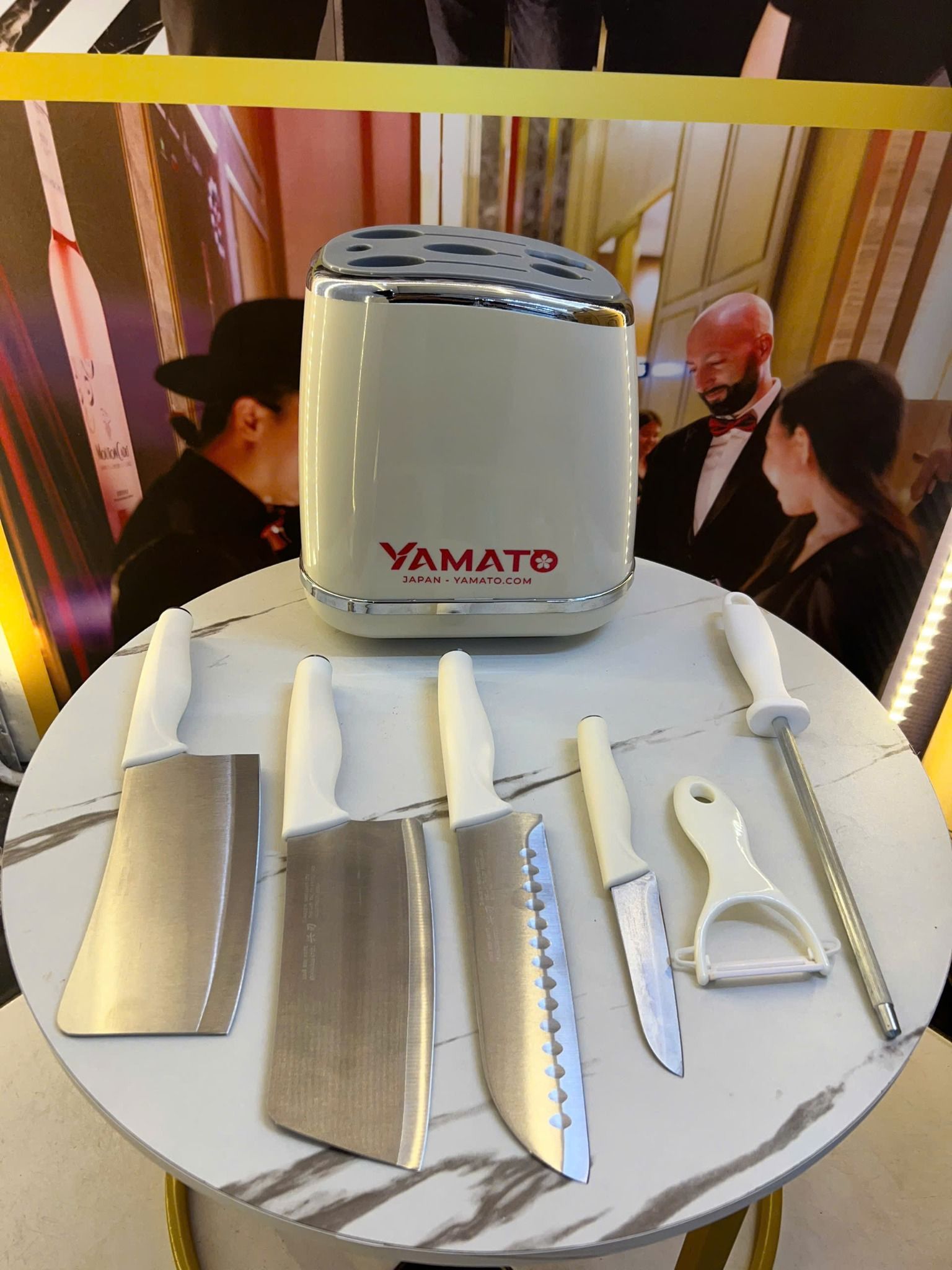  Bộ dao Yamato Kano7 Hộp sữa trắng, thép Cr13 chống han rỉ, cho các căn bếp chung cư gọn gàng và sạch sẽ, bền bỉ. 