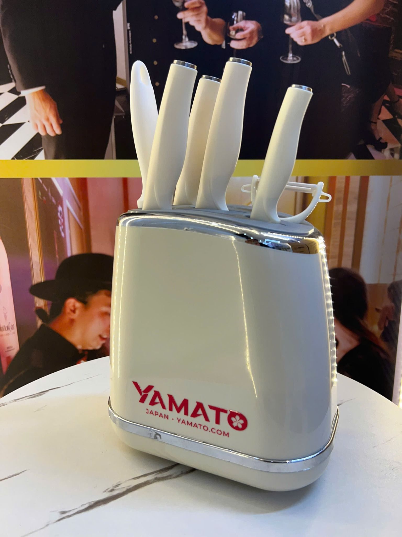  Bộ dao Yamato Kano7 Hộp sữa trắng, thép Cr13 chống han rỉ, cho các căn bếp chung cư gọn gàng và sạch sẽ, bền bỉ. 