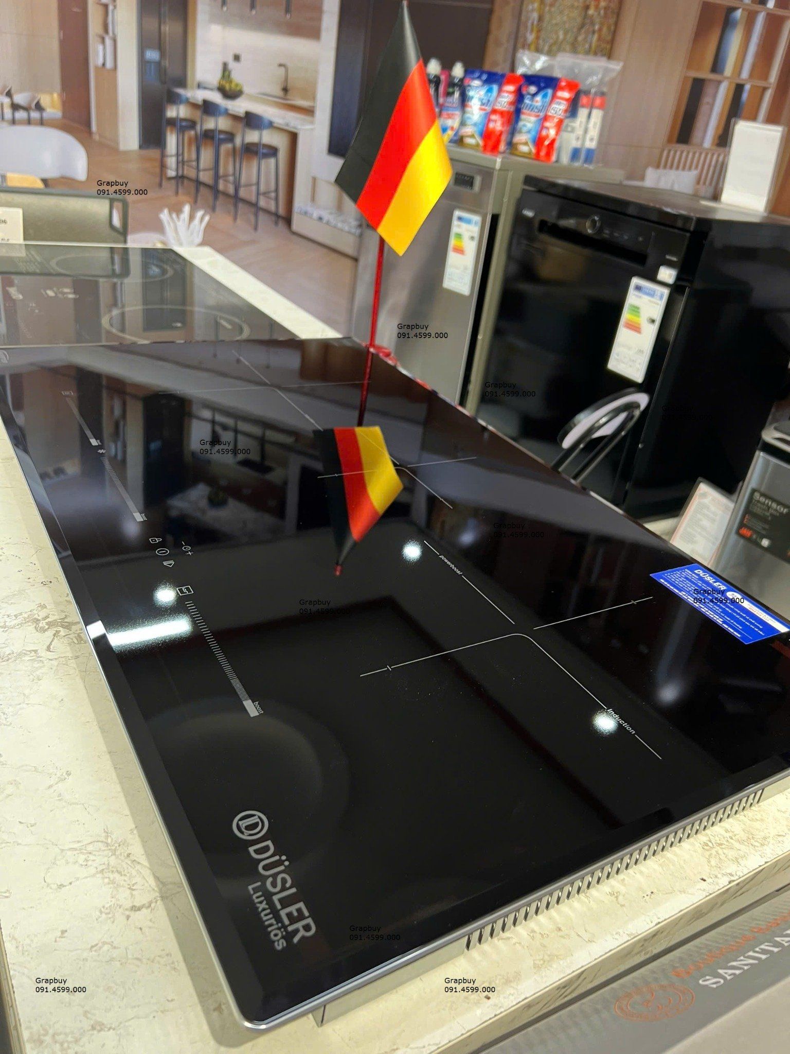  Bếp từ Dusler DLE 795LX nhập khẩu từ CHLB Đức. Bếp sử dụng linh kiện E.G.O, kính Schottcera Đức, 3 vùng nấu 3 vùng điều khiển riêng biệt. Bản mới nhất 2025. Bảo hành 3 năm, bảo trì 15 năm toàn quốc 