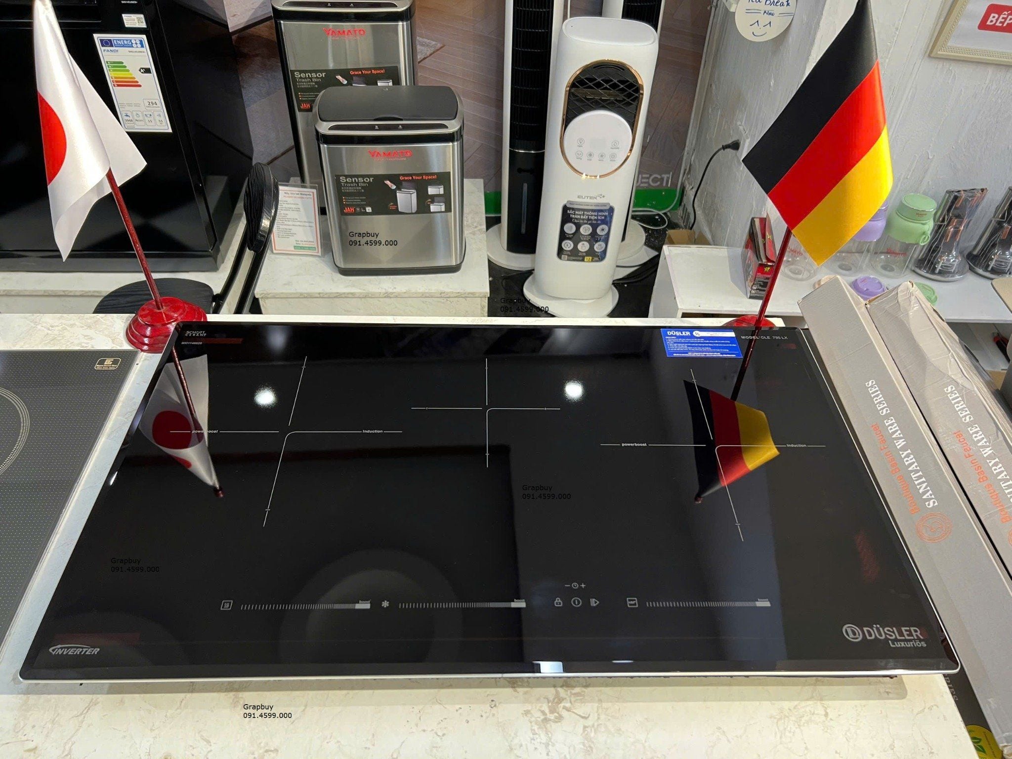  Bếp từ Dusler DLE 795LX nhập khẩu từ CHLB Đức. Bếp sử dụng linh kiện E.G.O, kính Schottcera Đức, 3 vùng nấu 3 vùng điều khiển riêng biệt. Bản mới nhất 2025. Bảo hành 3 năm, bảo trì 15 năm toàn quốc 