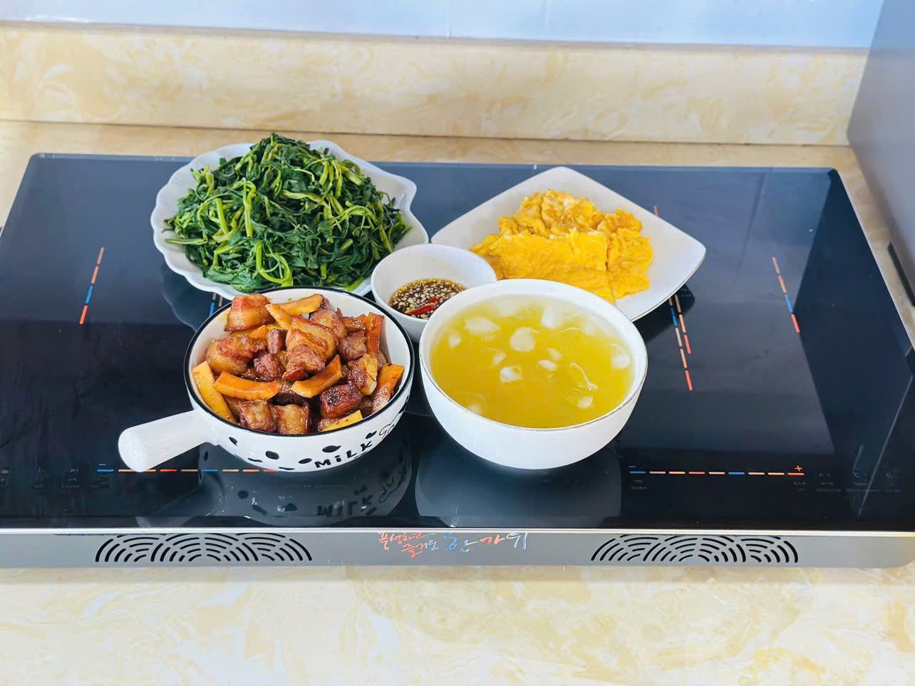  Bếp đôi 1 từ 1 hồng ngoại Hawonkoo CEH-207-IF nấu ăn nhanh hơn, chuẩn Hàn Quốc 