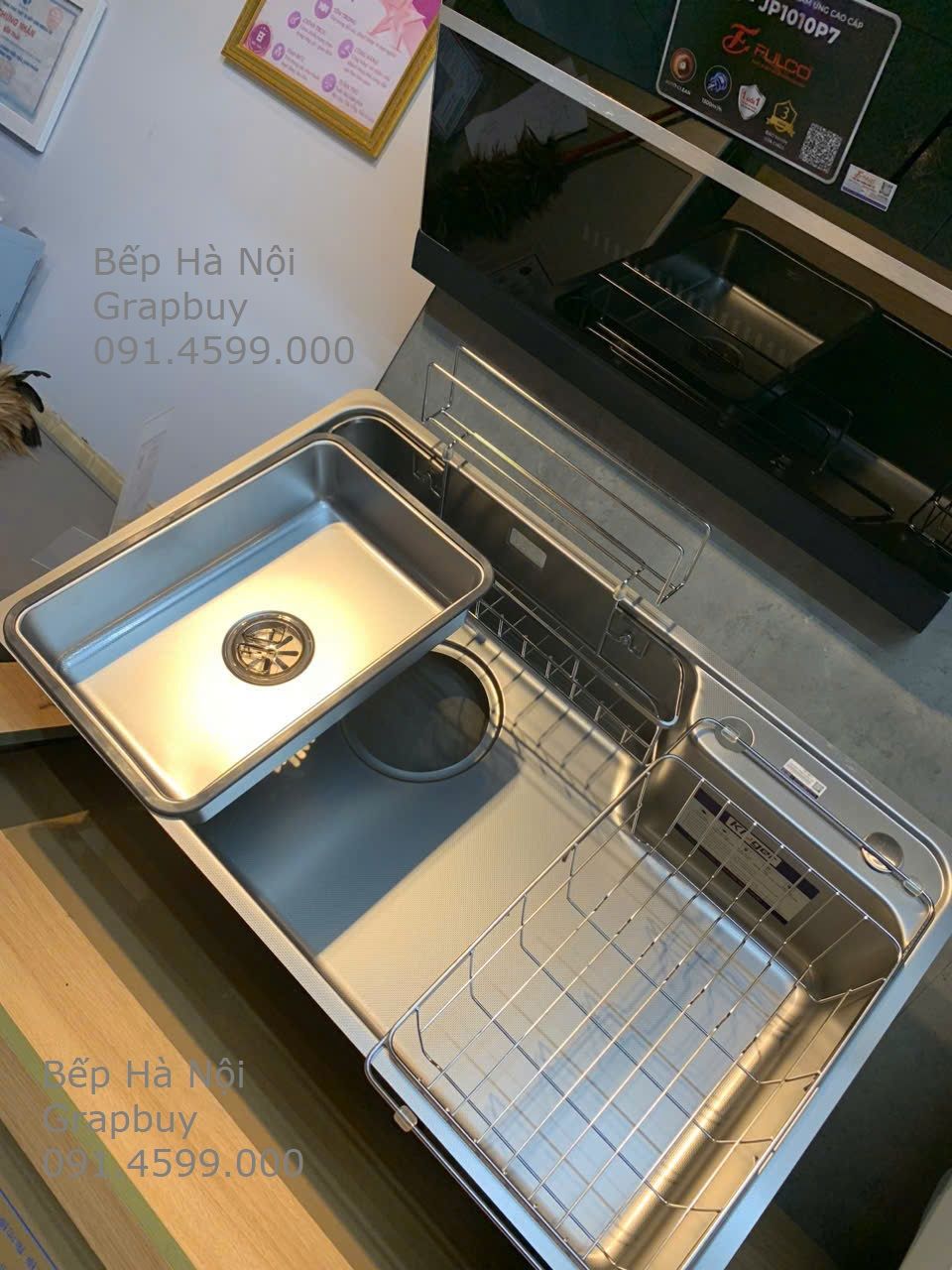  Chậu rửa inox Kluger 80cm KH8048FS – S80 Plus đầy đủ phụ kiện 01 chậu rửa + 01 bát rác + 01 Siphon + 02 giỏ inox + 01 chậu inox nhỏ., thiết kế thông minh. HARU Series. 1 hố 