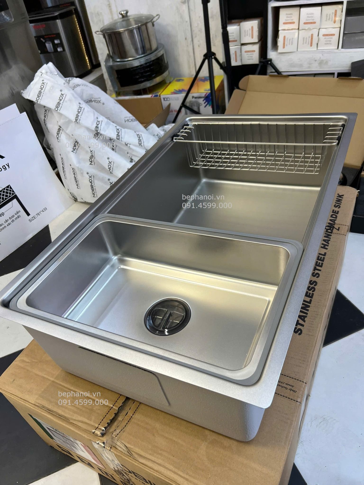  CHẬU RỬA BÁT 01 HỐ NOBINOX ROSA NN974DT vân siêu mịn supper line cao cấp, chống bám dính, bảo hành 10 năm, chính hãng, dành cho bếp hiện đại 