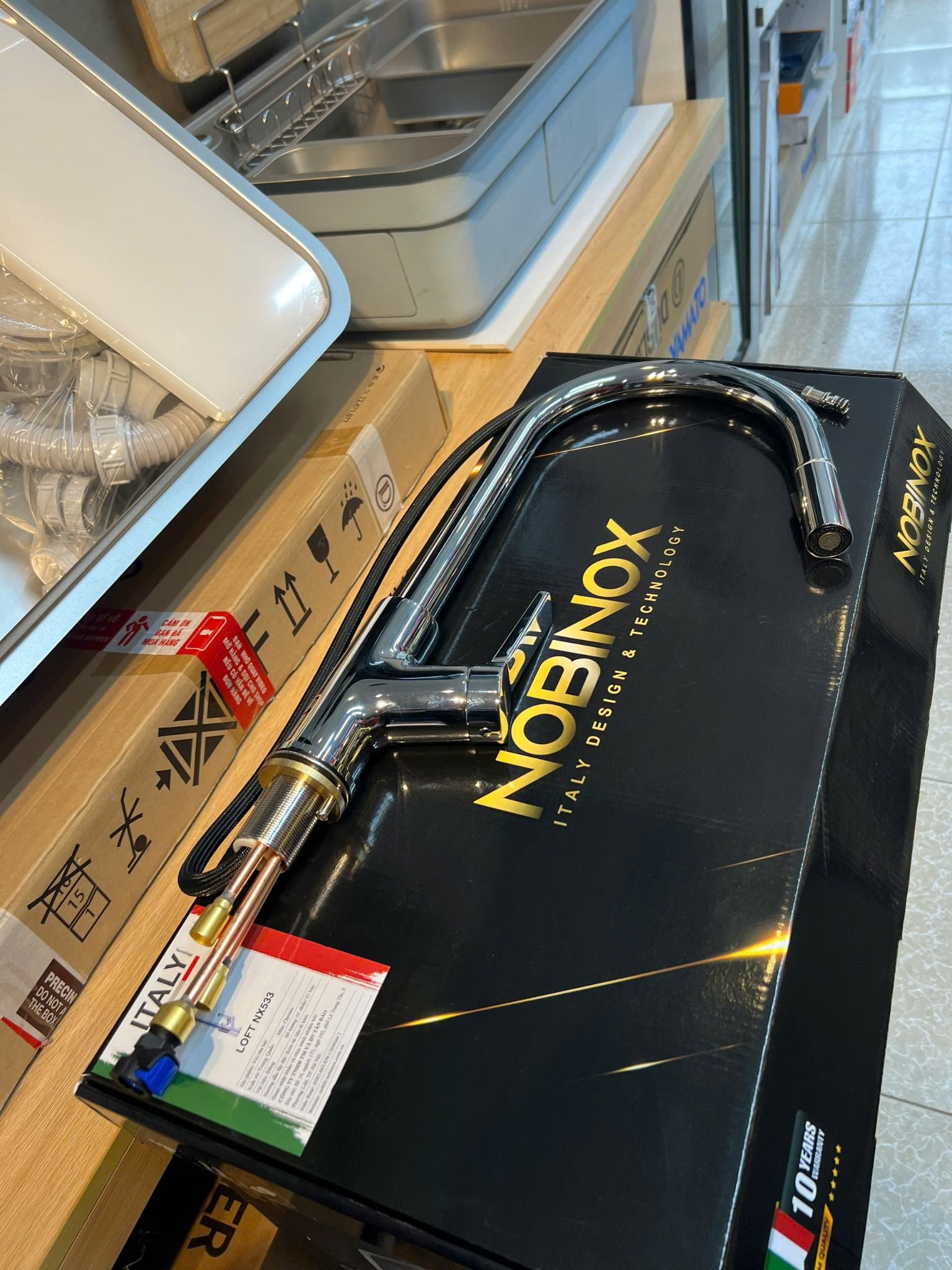  VÒI RỬA BÁT DÂY RÚT NOBINOX LOFT NX533 lõi đồng cao cấp bảo hành chính hãng chống han rỉ 2 đường nóng lạnh 