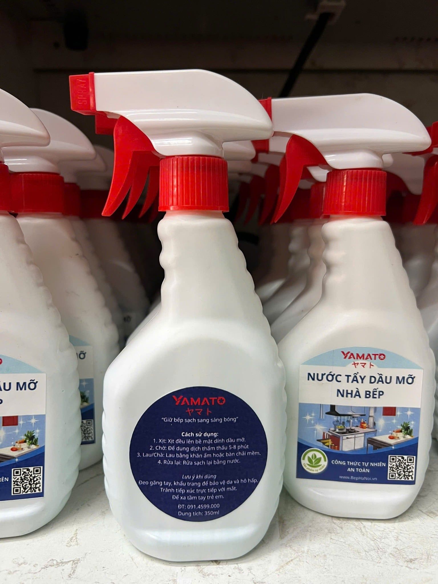  Chai tẩy mỡ bếp siêu bóng Yamato 350ml tiện lợi, an toàn. 