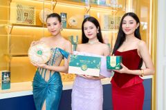 Set 8 Hũ Yến Tươi Tiệt Trùng Cao Cấp - Hoàn Vũ Yến