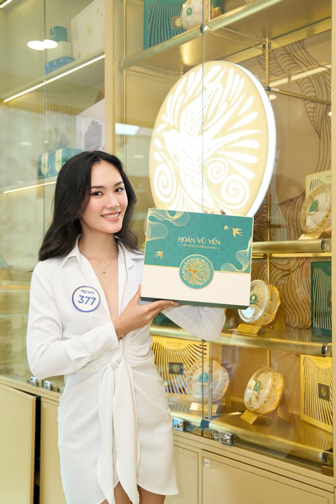 Set 10 Hũ Yến Tươi Tiệt Trùng Cao Cấp - Hoàn Vũ Yến