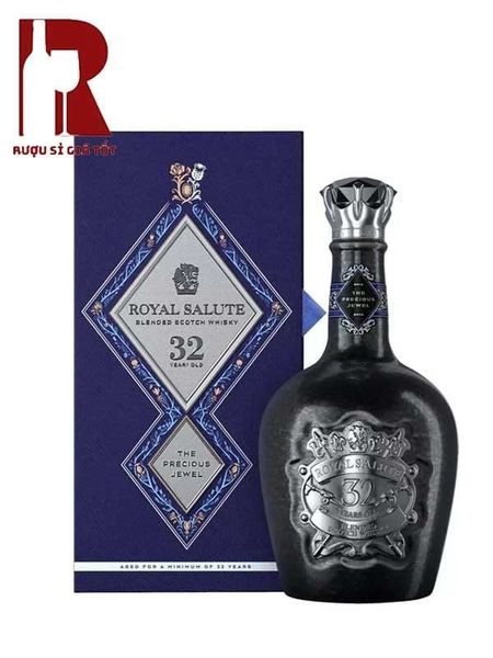 Rượu Chivas Royal Salute 32 Năm