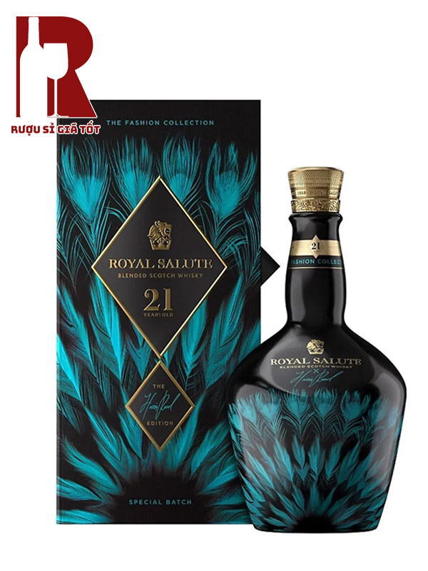 Chivas Royal Salute 21 Harris Reeded BSW chai gốm thủ công họa tiết nổi