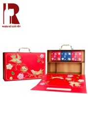 Hộp Đựng Rượu Bằng Giấy Quai Xách Mạ Vàng