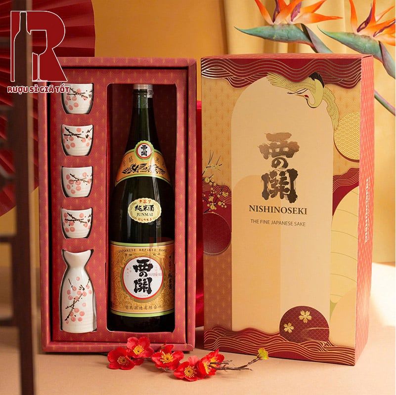 Hộp Quà Rượu Sake Nhật Lộc Vàng Khai Xuân