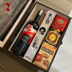 Hộp Quà Rượu Vang Cavallo Nobile Primitivo Limited Edition