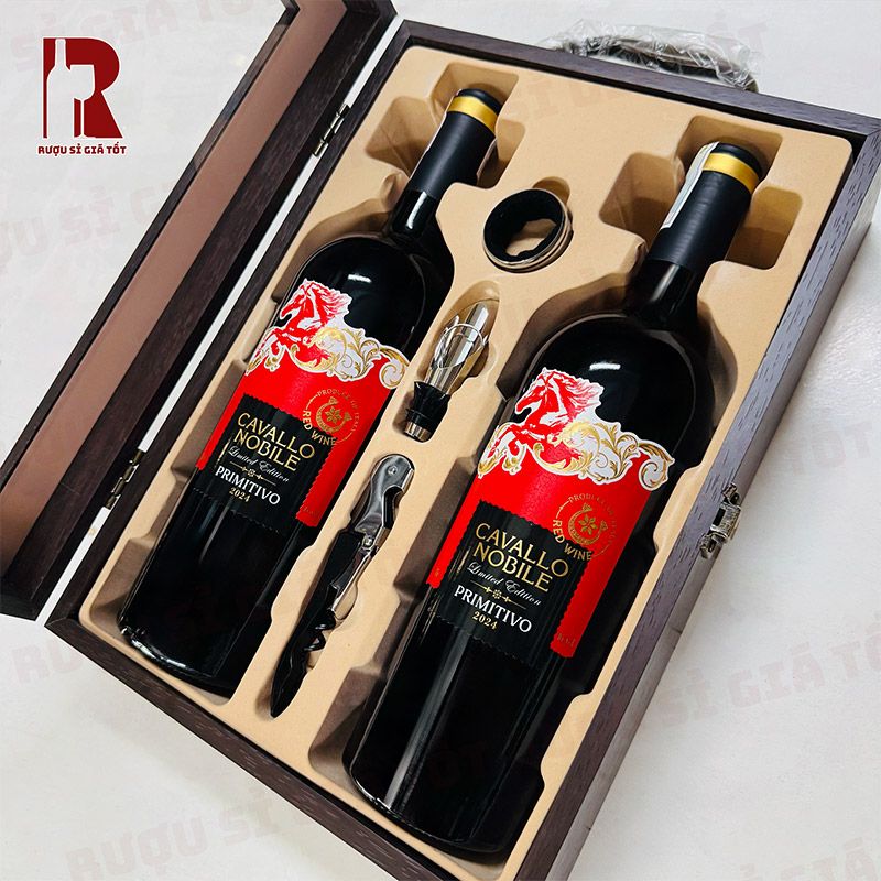 Hộp Quà Rượu Vang Cavallo Nobile Primitivo Limited Edition