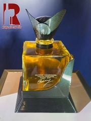 Rượu Johnnie Walker Vault x Olivier Rousteing Couture Expression Collection