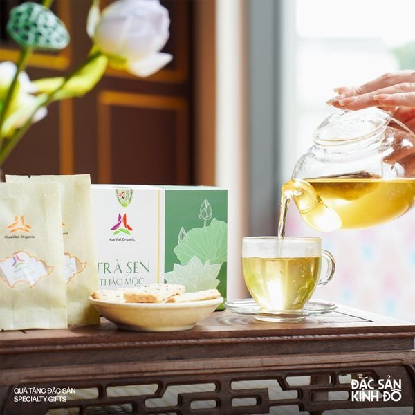 Trà sen thảo mộc