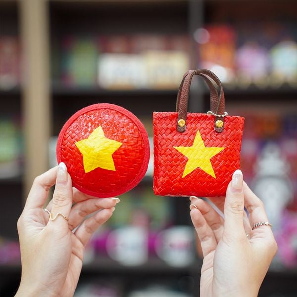 Móc khóa cờ Việt Nam