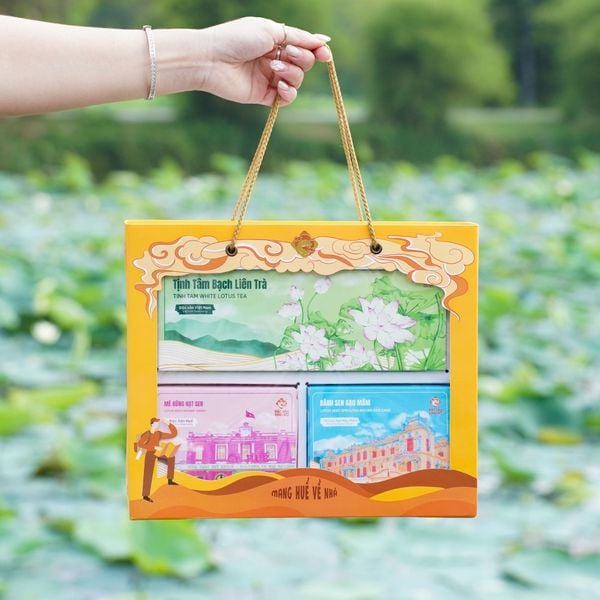 Set Quà Trà Sen, Bánh Sen, Mè Xửng Sen – Gói Trọn Hương Vị Huế Làm Quà