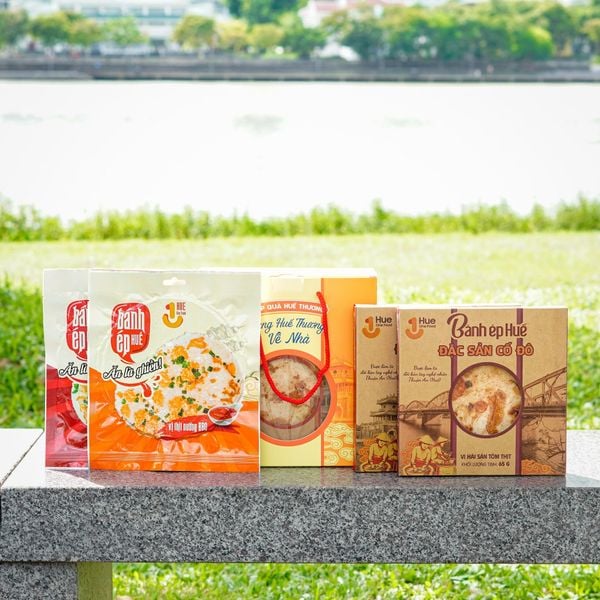 Hộp Quà Huế Thương - Combo Bánh Ép Huế Tiện Lợi