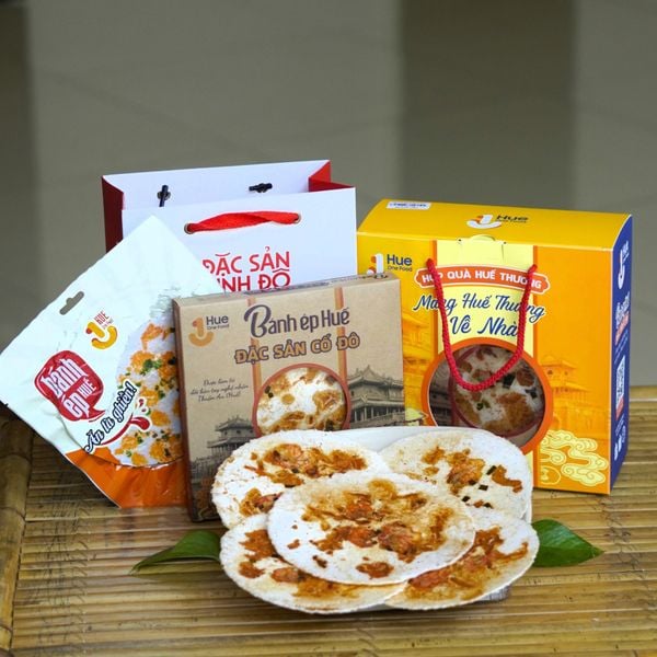Hộp quà Huế thương - Bánh ép Huế