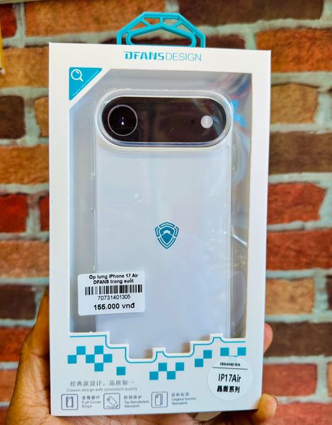 Ốp lưng iPhone 17 Air DFANS trong suốt