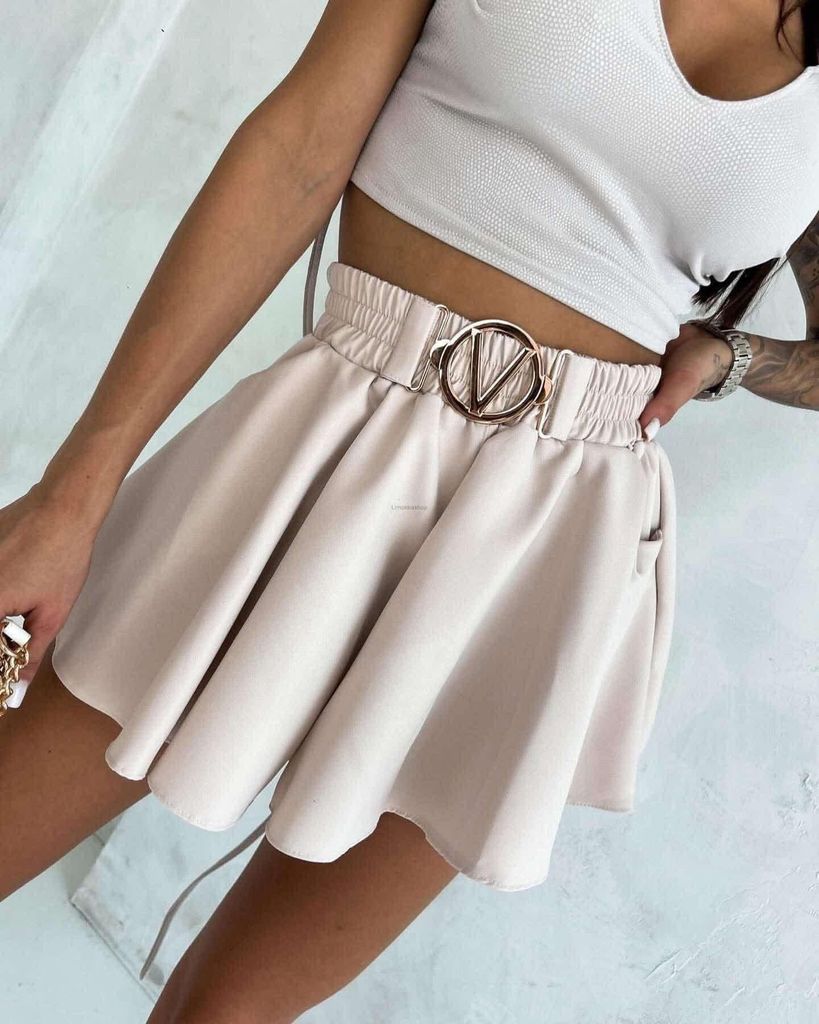 Sukně s kratásy uvnitř 200kc