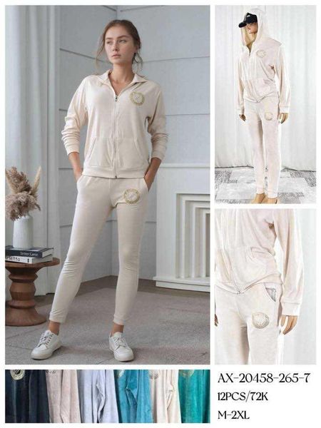  Semišové teplákové soupravy (210kc 12ks) 