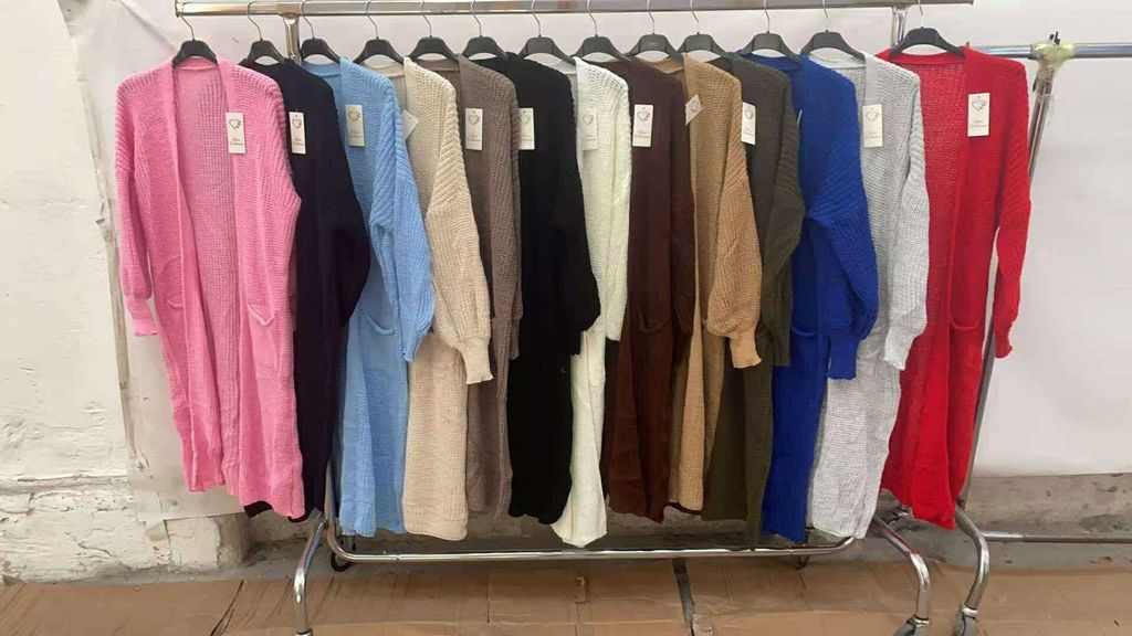 Svetrový kardigan 270KC