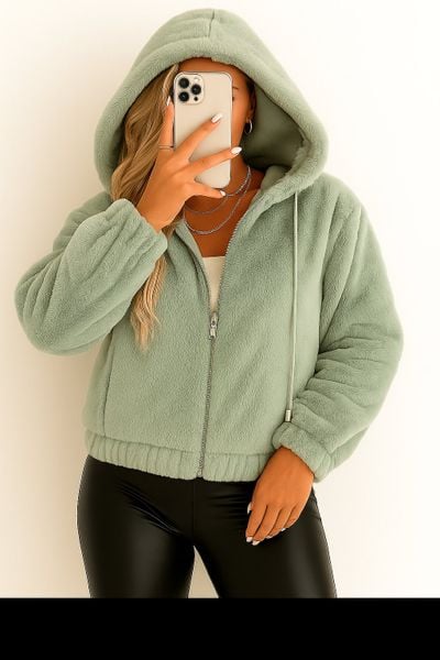  kožíšková bunda s kapucí  370kc 5ks 