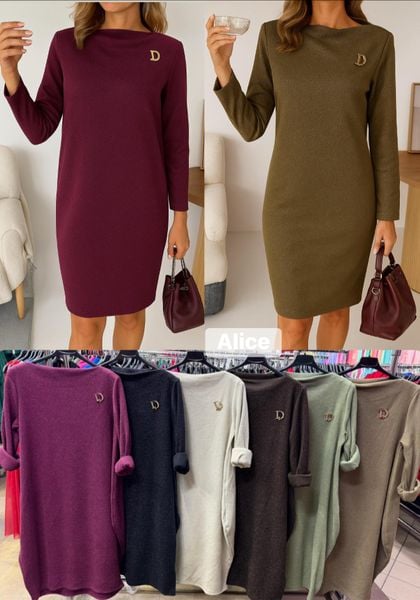  Šaty s třpytkami 300kc 