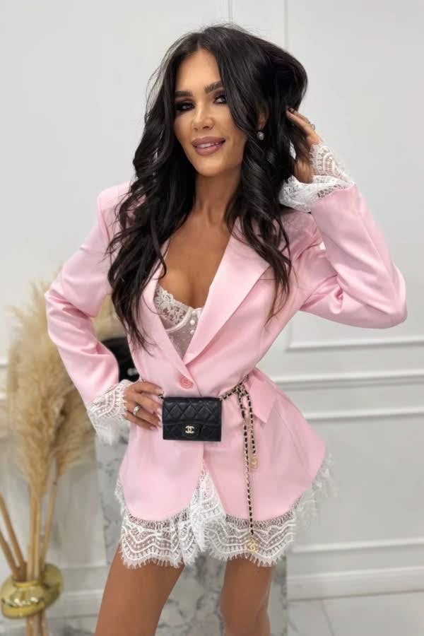 sako s krajkou a broží 350kc