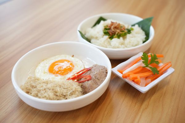 Xôi Pate Trứng Ruốc