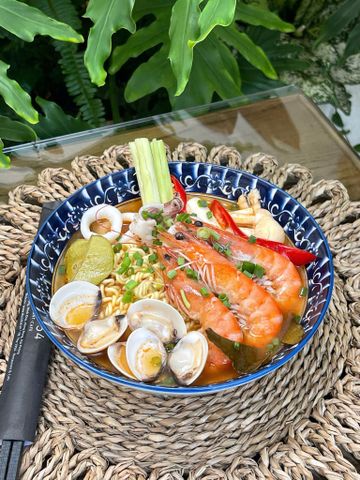 Mỳ Thái hải sản