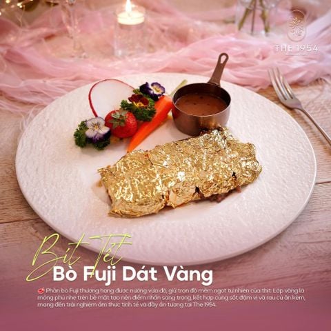 Bít tết bò Fuji dát vàng