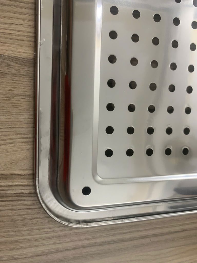 Khay lỗ inox
