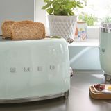  Máy nướng bánh mì màu xanh lá pastel hiệu Smeg, Model TSF01PGEU 