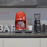  Ấm pha cà phê SMEG 50's Style DCF02WHEU 