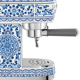  Máy pha cà phê bán tự động SMEG ECF02 