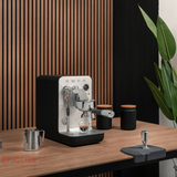  Máy pha cà phê SMEG EMC02BLMEU 