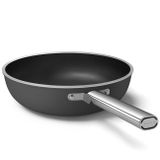  Chảo xào cán dài chống dính 30cm không nắp màu đen hiệu Smeg, Model WOF3002BLM 
