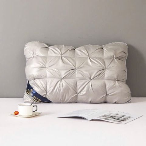 Ruột Gối Khách Sạn Hintol Garden 5Start
